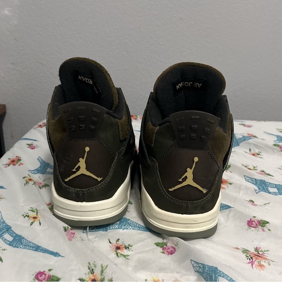 Jordan 4 - Picture 3 of 5